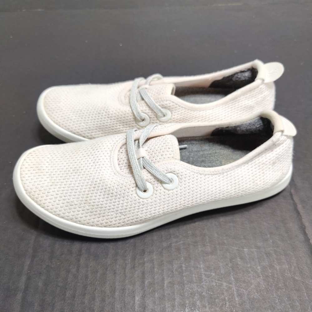 Allbirds Tree Skippers Lace Up Light-Peach Running Casual Athletic For Women's 9